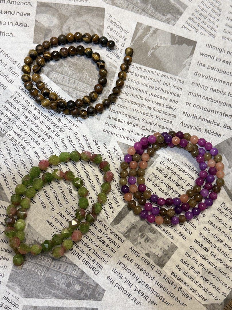 Assorted Crystal Bead Bracelets Lot (Category: Bracelets) located in Quezon City. Submitted by stellavarietas (Listing ID 1468899308, Image 3). Description: 🎁 Bundle & Save - Crystal Bracelets Limited bundles available—get yours while supplies last! ✨ 1. 300 2. 300 3. 400 4. 400 5. 400 DM to Claim 🙂 .