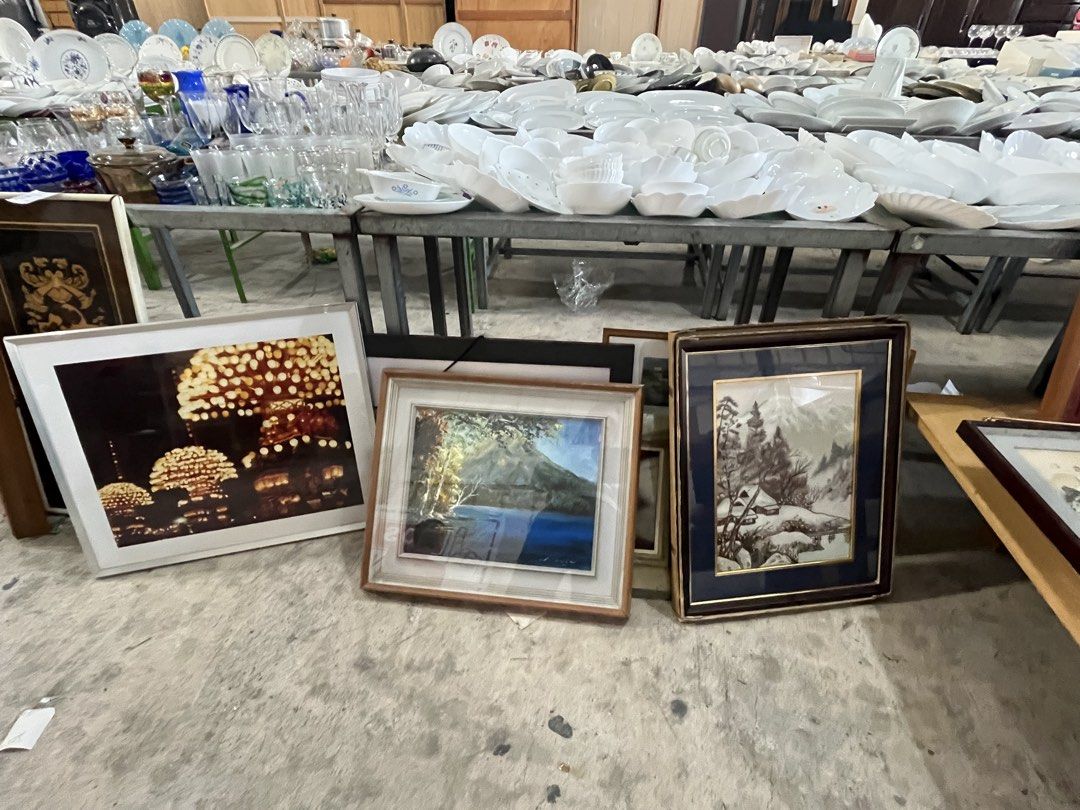 Assorted Frames (Category: Everything Else Others) located in Calasiao. Submitted by maxwayne200413 (Listing ID 1468747335, Image 2). Description: ₱1800-3800 all goods from Japan open fir take all ₱15000 . .