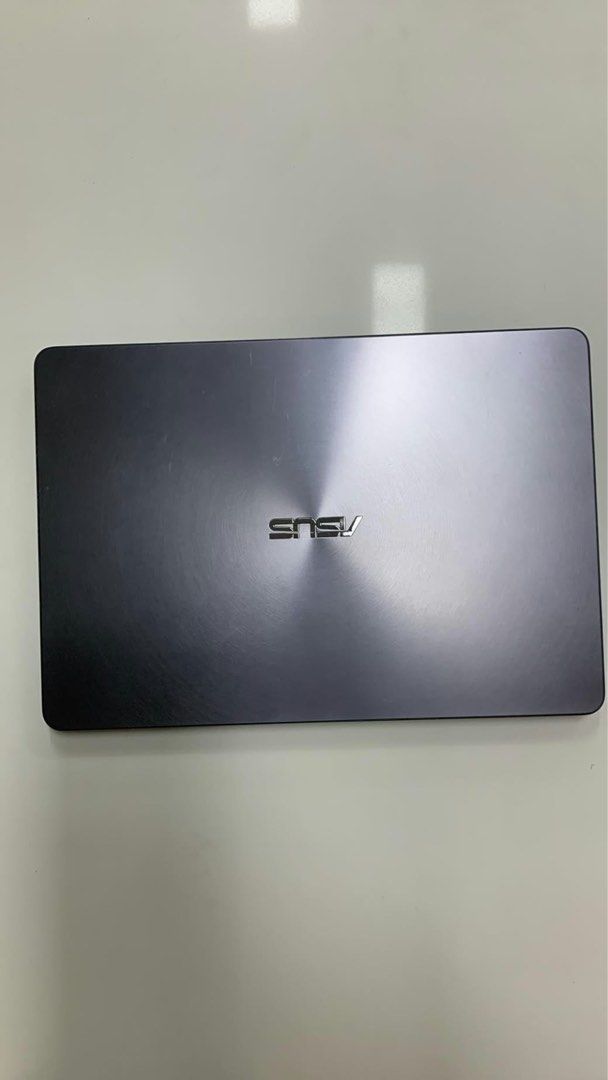 ASUS ZENBOOK (Category: Laptops & Notebooks) located in Manila. Submitted by glorimae04 (Listing ID 1468812855, Image 1). Description: AZUS ZENBOOK 2018 YUNG DETAILS ASA PIC NA DIN . GALING SPAIN . WINDOW 11 PWDE TAWAD WAG SOBRA ..