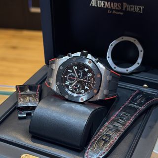 (Category: ) located in . Submitted by allwatches_anson (Listing ID 1468778565, Image 1). Description: .