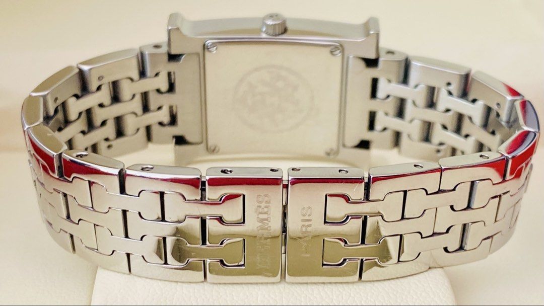 Auth HERMES H Diamond Bezel Watch For Ladie’s (Category: Women's Watches) located in San Fernando. Submitted by rujaywatches (Listing ID 1468770810, Image 3). Description: Auth HERMES H Diamond Bezel Watch For Ladie’s -Hermes H -Diamond Bezel -Sapphire Glass -Swiss Made -Stainless Steel -Quartz Movement -Small to Medium Wrist Size -With Provided Box -In excellent Condition DM for Offers and other Inquiries💌 📌Disclaimer:📌 I Claim to be a Legit 