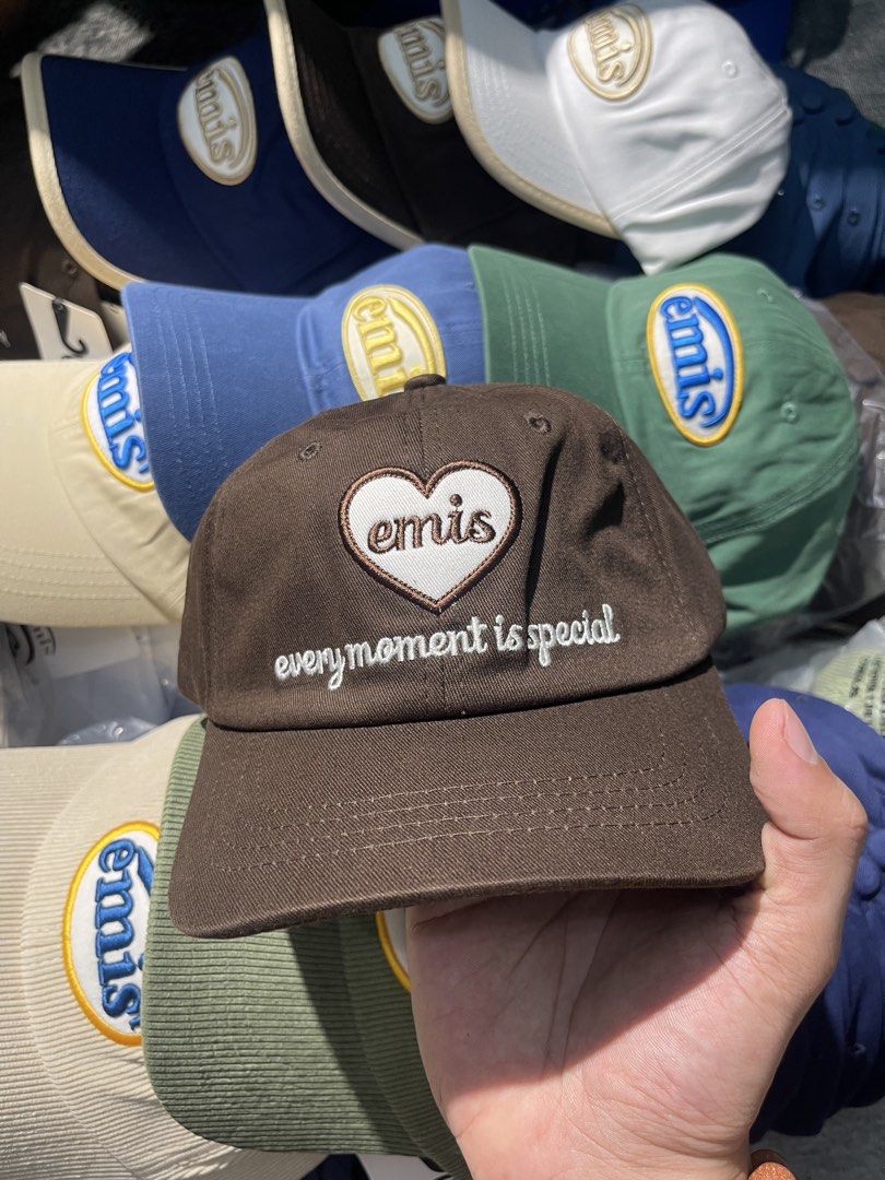AUTHENTIC Emis Cap Embroidered | Classic Baseball Hat | Adjustable Fit (Category: Caps & Hats) located in Valenzuela. Submitted by oseancollective (Listing ID 1468895686, Image 2). Description: 🧢 100% AUTHENTIC & BRAND NEW Shop with confidence! Money-back guarantee if proven not authentic. PRODUCT DETAILS * Brand: Emis * Design: Embroidered Emis Logo * Style: Classic Baseball Cap * Fit: Adjustable Strap * Condition: Brand New 🚚 BUY ANY 2 CAPS =