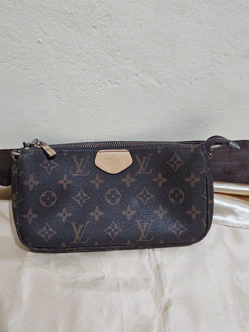 authentic louis vuitton pochette (Category: Luxury Bags & Wallets) located in Caloocan City. Submitted by hy4mii (Listing ID 1468921964, Image 1). Description: .
