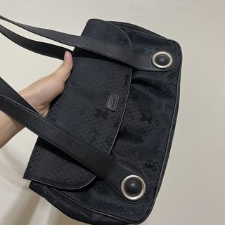 (Category: ) located in . Submitted by mm.olshop (Listing ID 1468890820, Image 1). Description: .