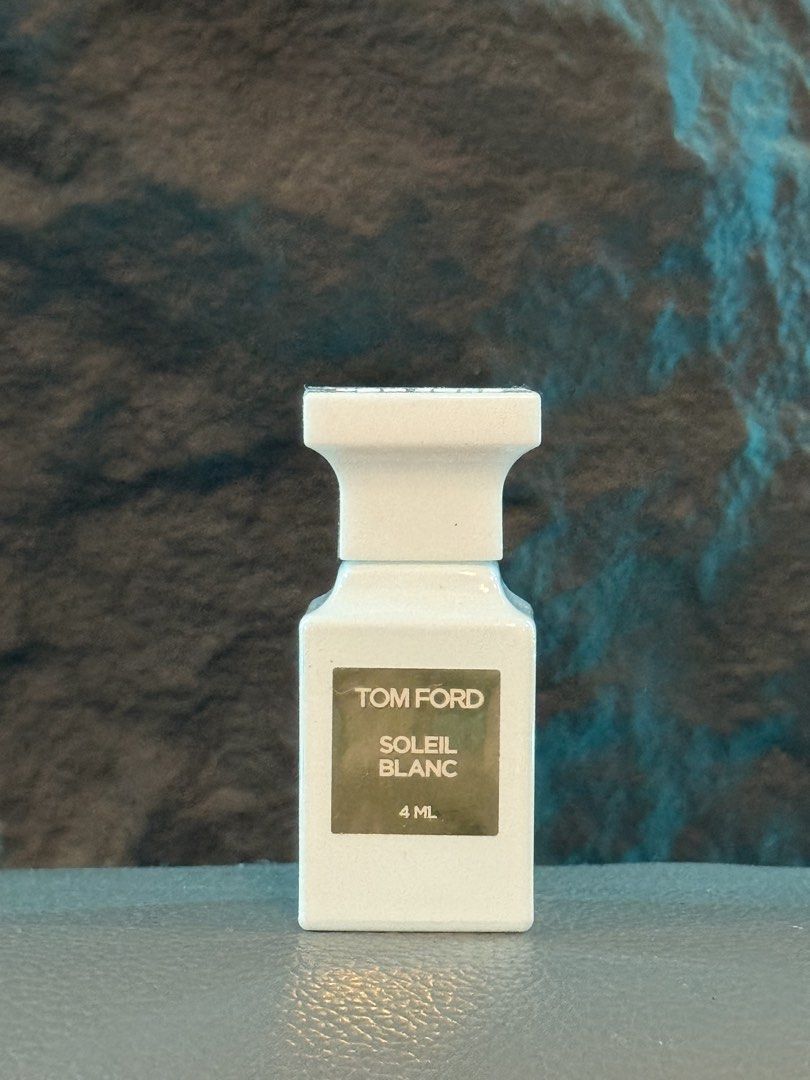 Authentic Tom Ford Soliel Blanc 4ml (Category: Fragrance & Deodorants) located in General Santos City (Dadiangas). Submitted by pine.apaul (Listing ID 1468720622, Image 2). Description: Authentic Mini perfume From Sephora Canada No box .