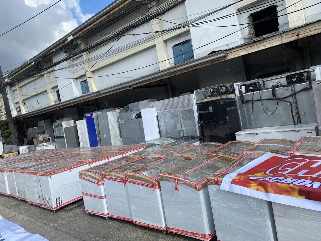 Available Sliding Glass Freezer (Category: Other Kitchen Appliances) located in Manila. Submitted by farhannamanagantal (Listing ID 1468922657, Image 3). Description: Ber months saleee!✅ Good condition Ready to use Fast cooling No repair history OPEN FOR BULK AND RETAIL‼️✅ Cash on delivery, Pick up and Walk-ins.