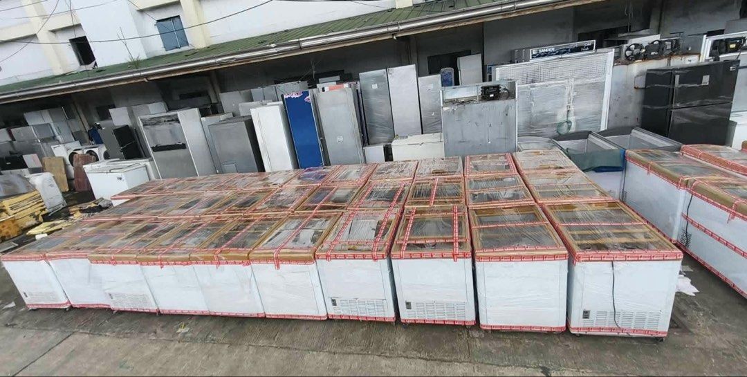 Available Sliding Glass Freezer (Category: Other Kitchen Appliances) located in Manila. Submitted by farhannamanagantal (Listing ID 1468922657, Image 2). Description: Ber months saleee!✅ Good condition Ready to use Fast cooling No repair history OPEN FOR BULK AND RETAIL‼️✅ Cash on delivery, Pick up and Walk-ins.