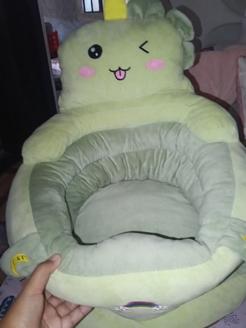 Baby training chair (Category: Kids Tables & Chairs) located in Talavera. Submitted by wearjayz.1994 (Listing ID 1468757795, Image 3). Description: baby training chair Likenew conditions TAKENOTE: NO FIBER PAG KASAMA PO ANG FIBER DIPENDE PO SA KILO NG FIBER ANG PRICES THANKS PO.