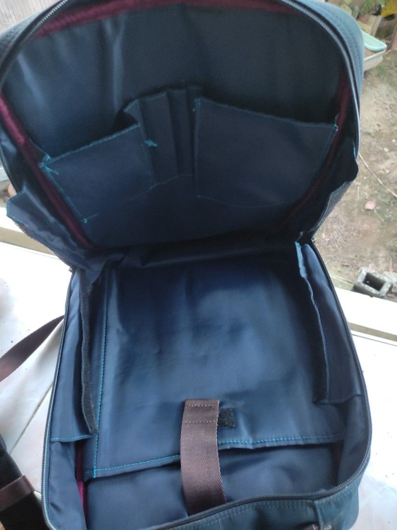 Backpack with laptop shield (Category: Backpacks) located in Cainta. Submitted by allauthenticbymj (Listing ID 1468756945, Image 3). Description: Backpack w/laptop shield water resistant brand:Darwin L10.5"/H15"/W6" 2 deep front zippered compartments dual handle durable backpack slings Price:600 Last price posted ***buyer shoulders sf LOCATION: CAINTA Courier choices and MOP Gogo express (cod option) LBC (pay sf first-- cop for the item's amount)