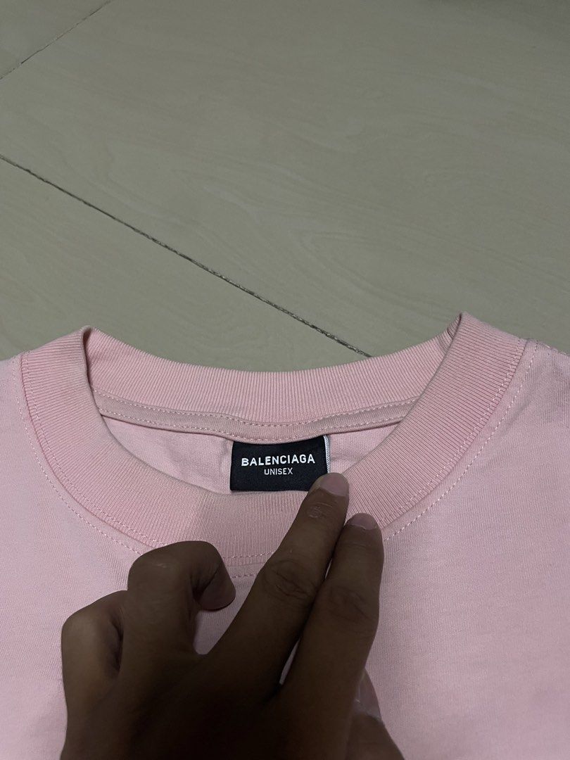 BALENCIAGA (Category: Tshirts & Polo Shirts ) located in Batangas. Submitted by thriftniorloks (Listing ID 1468796360, Image 3). Description: Dimensions Width: 22 Length: 27.