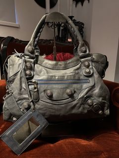 (Category: ) located in . Submitted by xoxoluvmiffy (Listing ID 1468796181, Image 1). Description: .