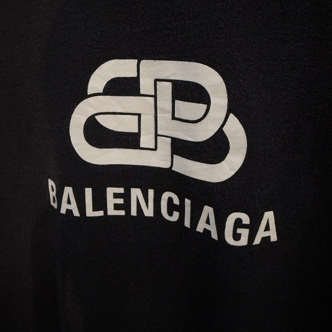 Balenciaga BB Logo Print Shirt (Category: Tshirts & Polo Shirts ) located in Manila. Submitted by jerichomal82553 (Listing ID 1468900789, Image 3). Description: Balenciaga BB Logo Print Shirt 23 by 28 Good Condition Complete Tags .