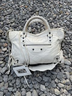(Category: ) located in . Submitted by lwky_thrift (Listing ID 1461771344, Image 1). Description: .