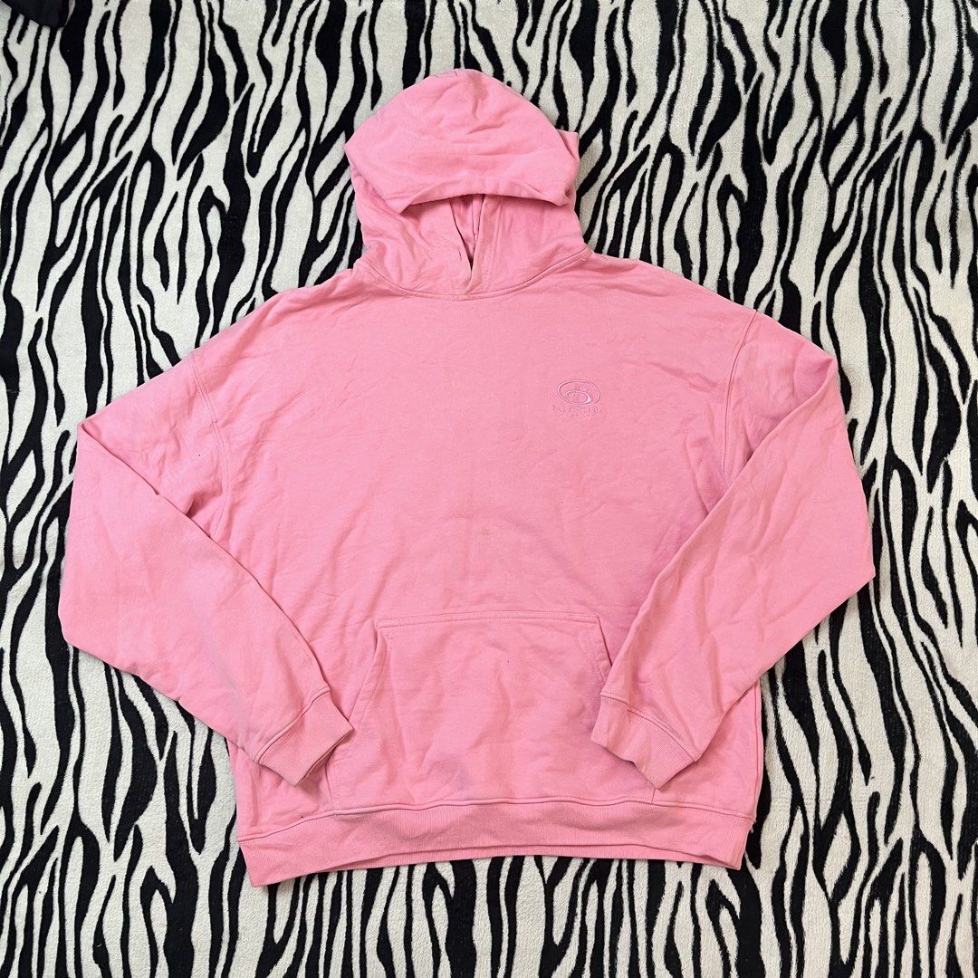 Balenciaga hoodie (Category: Coats, Jackets and Outerwear) located in Manila. Submitted by royaldripmanila (Listing ID 1468930239, Image 1). Description: No issue W22 L25.