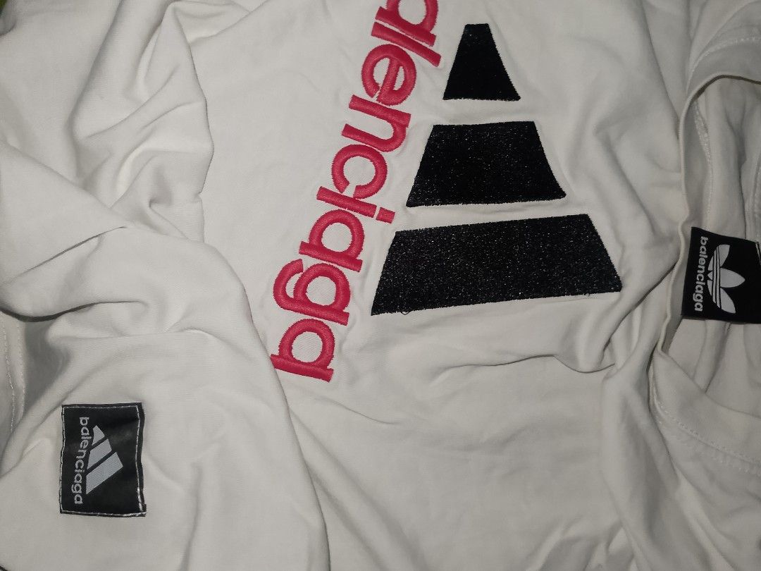 Balenciaga x adidas (Category: Tshirts & Polo Shirts ) located in Manila. Submitted by thereal_jeysiii0225 (Listing ID 1468723358, Image 3). Description: off lang po.