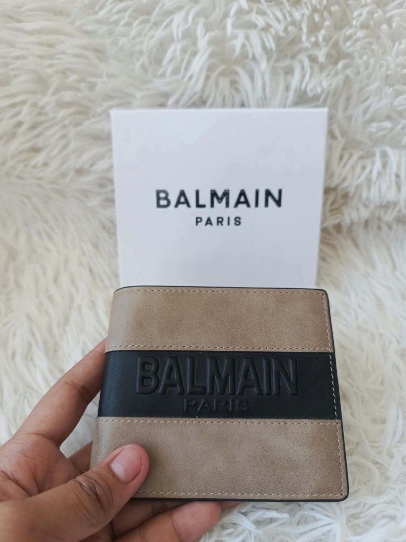 Balmain wallets (Category: Wallets & Card Holders) located in Paranaque City. Submitted by sarahlarsson_ (Listing ID 1468744853, Image 2). Description: Free shipping Onhand.