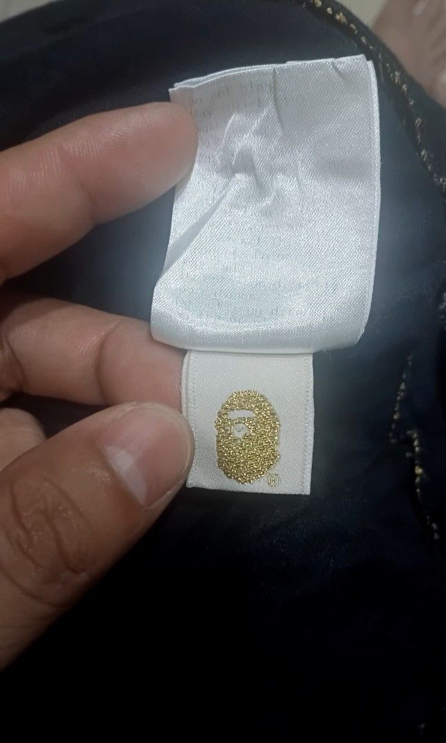 Bape authentic (Category: Babies & Kids Fashion) located in Bacolod City. Submitted by cadizthrifter (Listing ID 1468923369, Image 3). Description: for age 1 to 3 excellent condition no issue.