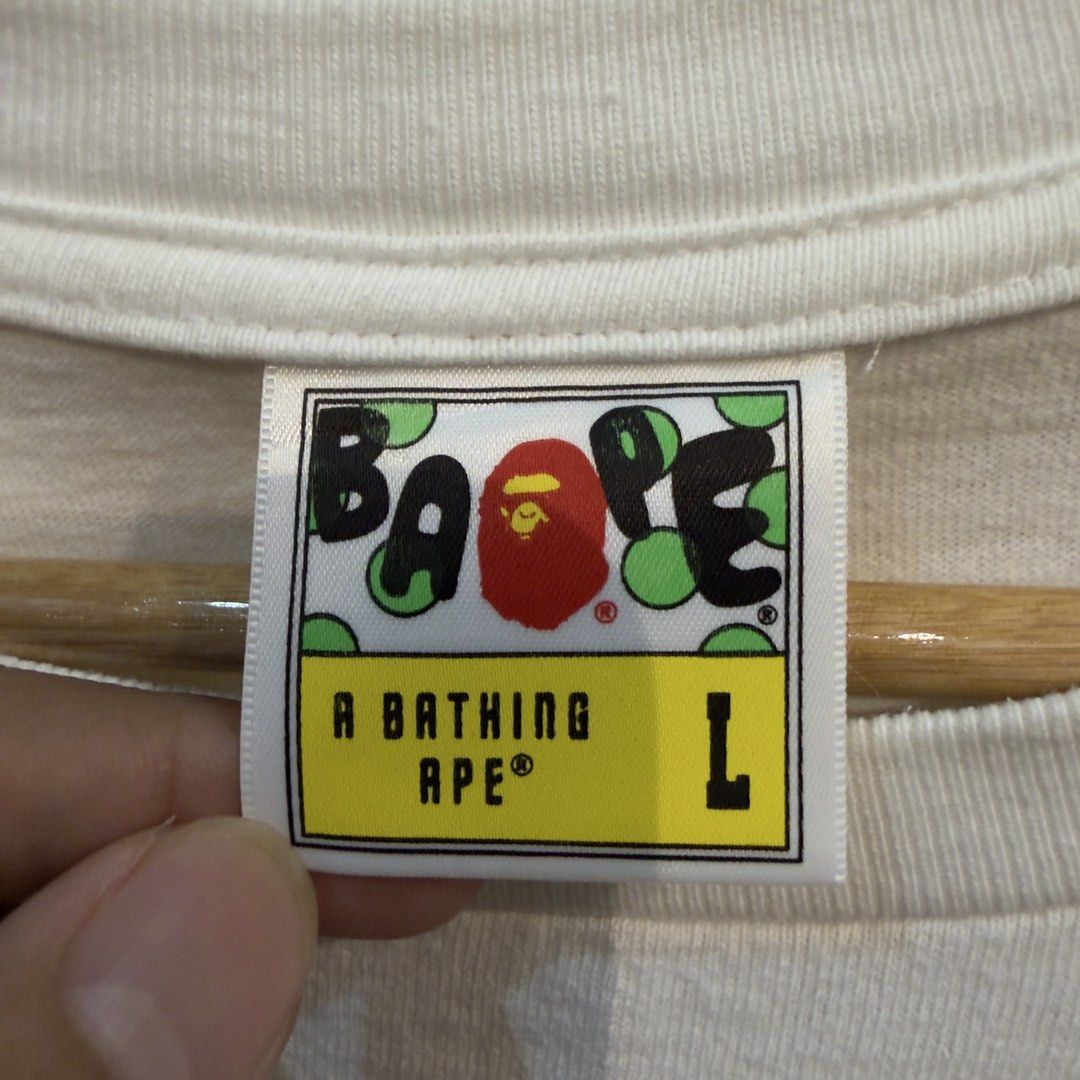 BAPE BIG HEAD MIRROR CAMOUFLAGE WHITE TSHIRT (Category: Tshirts & Polo Shirts ) located in Manila. Submitted by jerichomal82553 (Listing ID 1468909734, Image 3). Description: BAPE BIG HEAD MIRROR CAMOUFLAGE WHITE TSHIRT 20.5 by 27.5.
