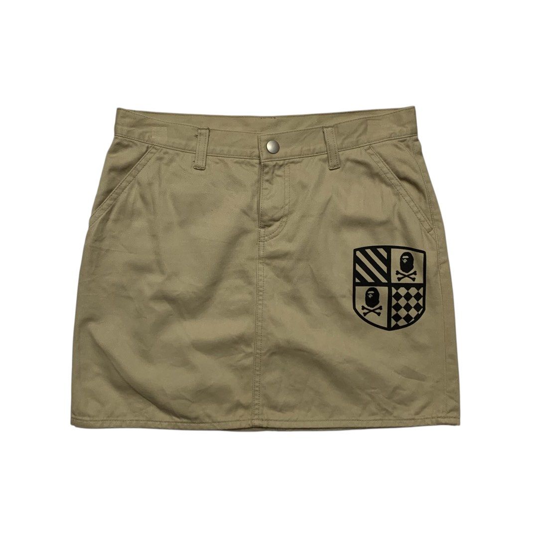 Bape Pirate Store Japan Mini Skirt (Category: Skirts) located in Baguio. Submitted by thesecretshop_ph (Listing ID 1468768635, Image 1). Description: Size: Small Lenght: 15” Waist: 28”-30” Issue: - .