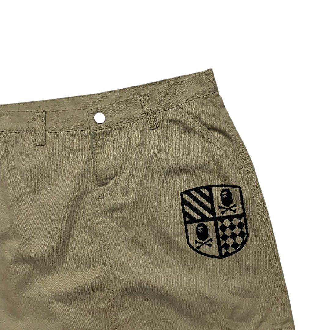 Bape Pirate Store Japan Mini Skirt (Category: Skirts) located in Baguio. Submitted by thesecretshop_ph (Listing ID 1468768635, Image 3). Description: Size: Small Lenght: 15” Waist: 28”-30” Issue: - .