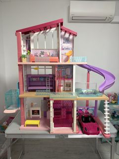 Barbie Dreamhouse Dollhouse with Wheelchair Accessible Elevator, Pool ...