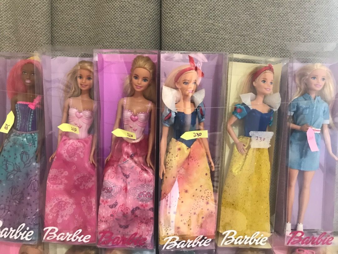 Barbie Doll Assorted Models (Category: Kids Toys) located in Arayat. Submitted by ipogladys (Listing ID 1468774807, Image 1). Description: - Preloved Barbie Doll Mattel Individual prices shown on pic mop-gcash / mod jnt (Pampanga loc) .