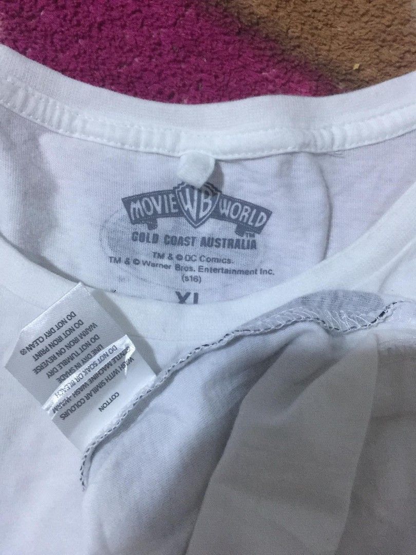 BATMAN (Category: Activewear) located in Tagum. Submitted by urbanoadulajr (Listing ID 1468831291, Image 3). Description: BATMAN Large 20.5x30.5 Excellent Mine 500.