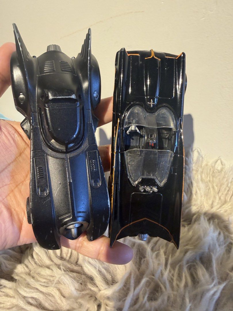 Batman metal cars (Category: Kids Toys) located in La Trinidad. Submitted by reeze_24 (Listing ID 1468768823, Image 2). Description: .