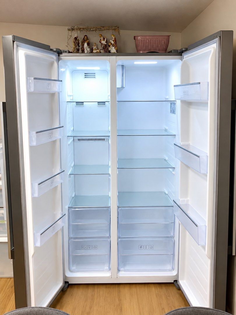 Beko GNO4331XPPH Side-by-Side Refrigerator 472L (Category: Refrigerators and Freezers) located in Manila. Submitted by jolyn_ppp (Listing ID 1468817706, Image 2). Description: 📣 FOR SALE: BEKO SIDE-BY-SIDE REFRIGERATOR 🧊 💸 ₱20,000 — NEGOTIABLE ✨ Brand: Beko ✨ Model: GNO4331XPPH ✨ Capacity: 472L gross ✨ Purchased in 2022 ✨ Spacious side-by-side refrigerator and freezer 📍 Location: Valenzuela City 📩 Message me for inquiries and more details. O