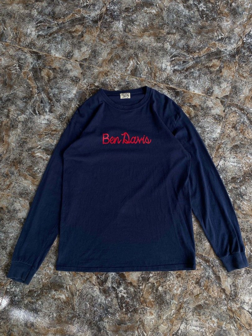 Ben davis (Category: Coats, Jackets and Outerwear) located in Valencia. Submitted by neil_vincent (Listing ID 1468810262, Image 1). Description: Medium Excellent condition No issue Authentic.