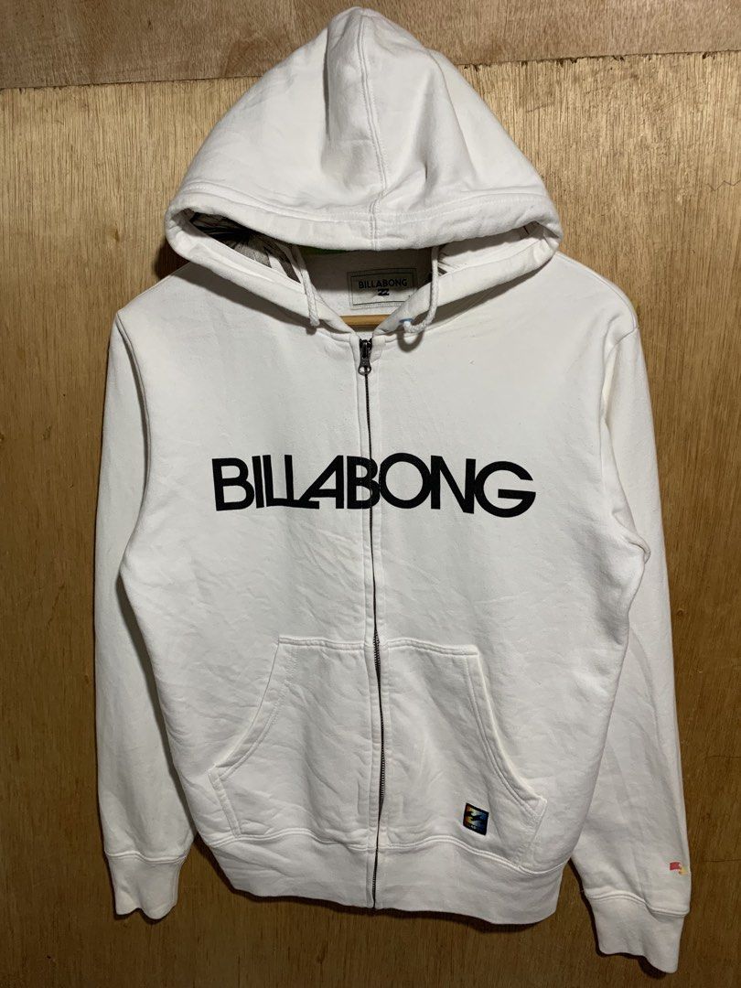 Billabong Men’s Full-Zip Hoodie (Category: Hoodies) located in Cebu City. Submitted by handpickedxthrift (Listing ID 1468716165, Image 1). Description: Billabong Men’s Full-Zip Hoodie👀 Excellent 19w x 25L 9.8/10 Color rate Issue: minimal DM Interested📩.