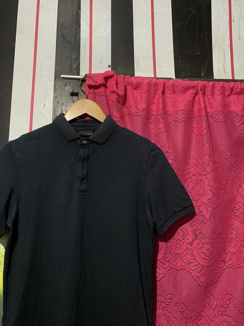 Black Armani Poloshirt (Category: Tshirts & Polo Shirts ) located in Iligan City. Submitted by kierrehv (Listing ID 1468718402, Image 3). Description: Black Armani Poloshirt 8.8/10 cr 19x26 No issues (but off).