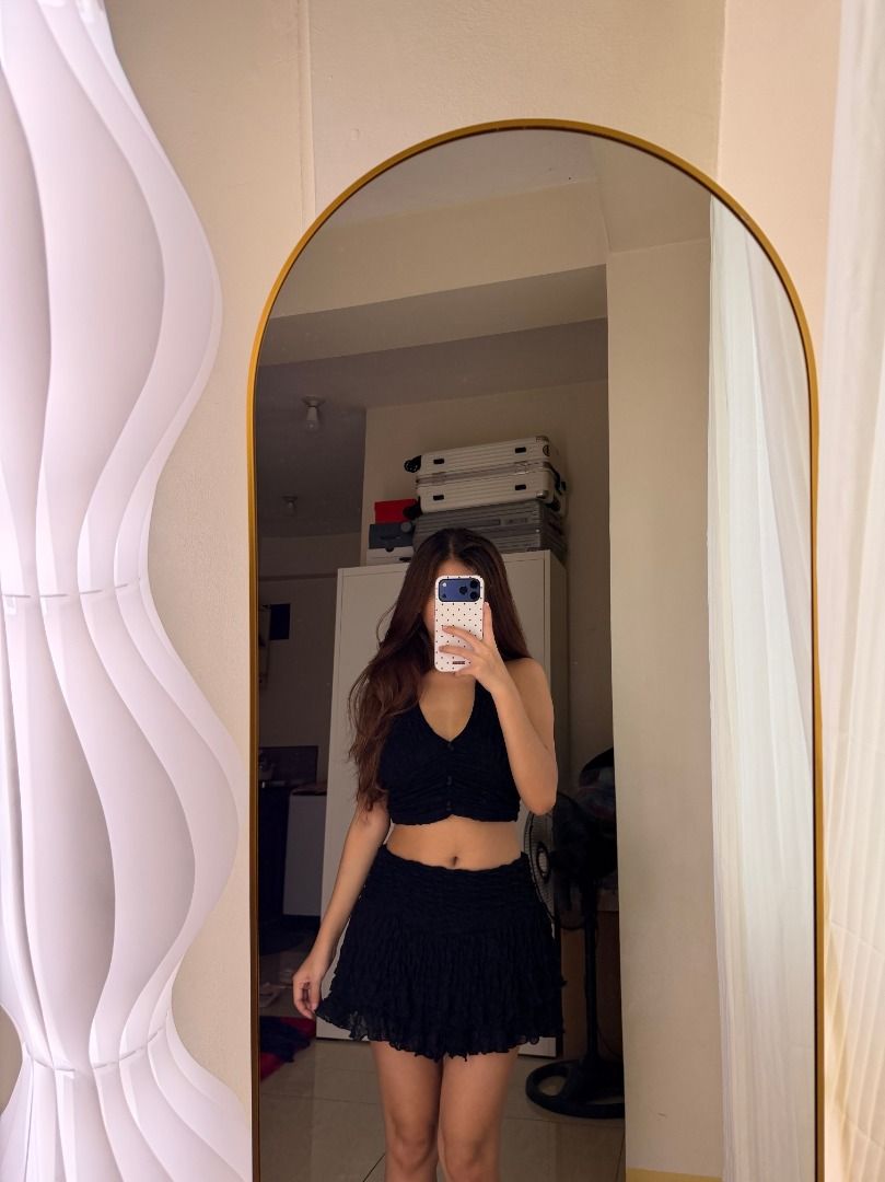 Black Coords (Category: Dresses) located in Mandaluyong City. Submitted by prelovedbyrinoa_ (Listing ID 1468852267, Image 2). Description: Preloved — wear once ♡ Size: XS–S ♡ Location: Mandaluyong City ♡ Lalamove / Grab Express available.