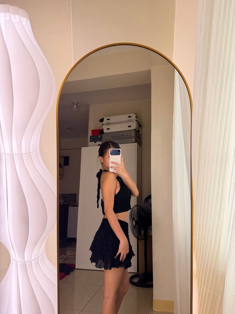 Black Coords (Category: Dresses) located in Mandaluyong City. Submitted by prelovedbyrinoa_ (Listing ID 1468852267, Image 3). Description: Preloved — wear once ♡ Size: XS–S ♡ Location: Mandaluyong City ♡ Lalamove / Grab Express available.