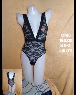 (Category: ) located in . Submitted by seducente.closet (Listing ID 1468865950, Image 1). Description: .