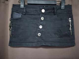 (Category: ) located in . Submitted by aemcloset (Listing ID 1468865750, Image 1). Description: .