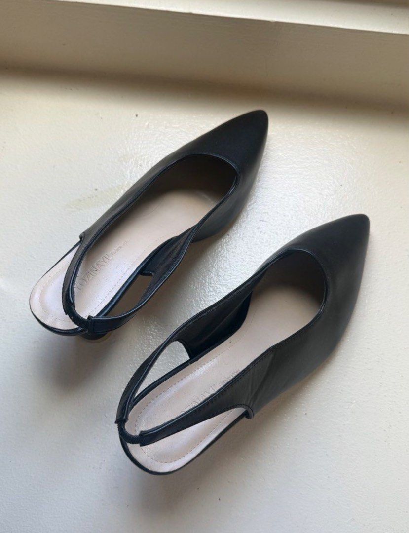 Black Sandals (Category: Sandals) located in Manila. Submitted by kluvs2declutter (Listing ID 1468765393, Image 2). Description: Black Sandals — 2 inch heels — never worn — size 38 .