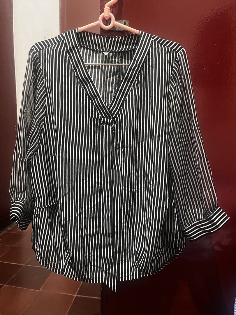 black stripes top (Category: Blouses) located in Quezon City. Submitted by marblerocks (Listing ID 1468869162, Image 1). Description: .