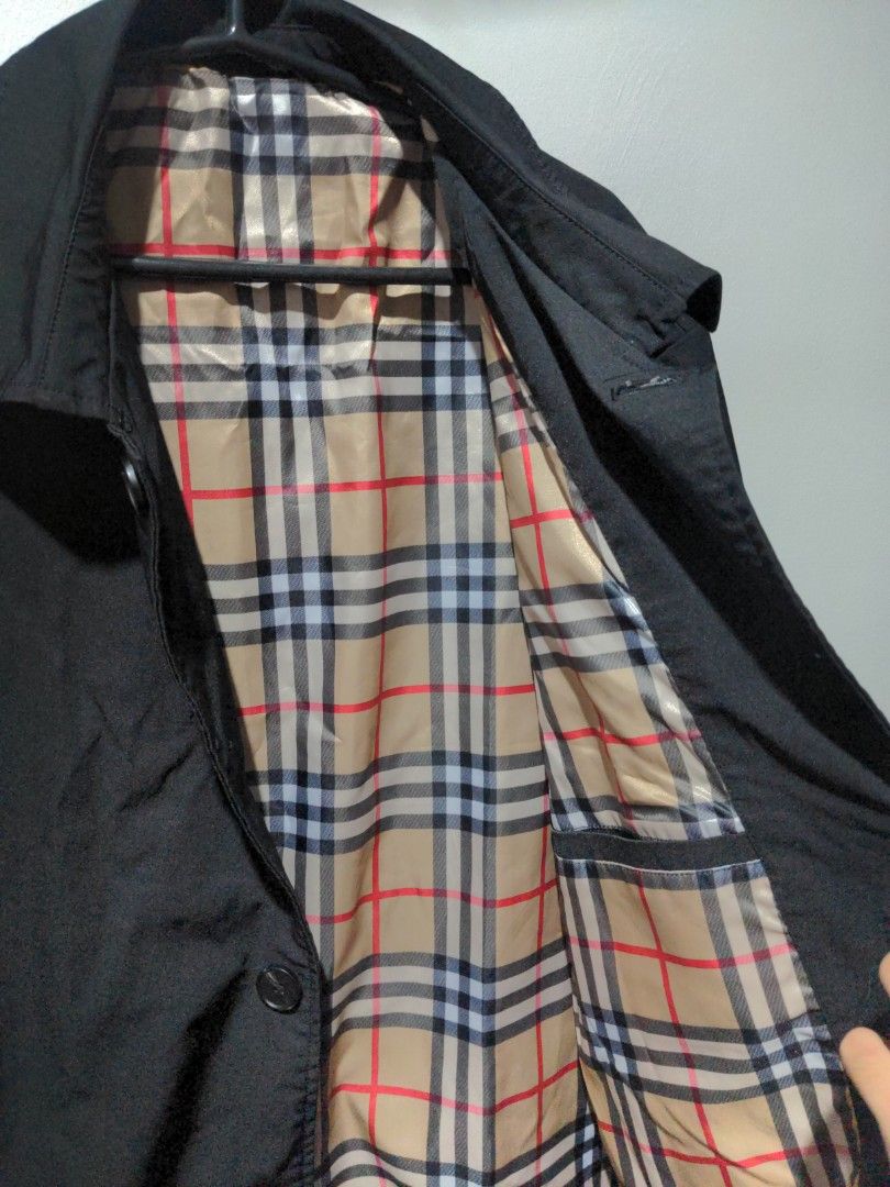 Black Unisex Overcoat (Category: Coats, Jackets and Outerwear) located in Quezon City. Submitted by gvvg_ejbv (Listing ID 1468812289, Image 2). Description: with inner lining, one inside pocket, two outside pockets dimensions in inches - shoulder: 18.5 - chest: 21 - length: 36 - sleeve: 25.