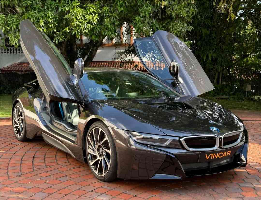 (Category: ) located in . Submitted by vincar_pre-owned (Listing ID 1468867692, Image 1). Description: .