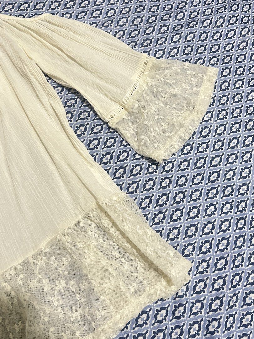 Bohemian style off shoulder lace blouse (Category: Others Tops) located in Makati City. Submitted by anda.a (Listing ID 1468832353, Image 2). Description: .