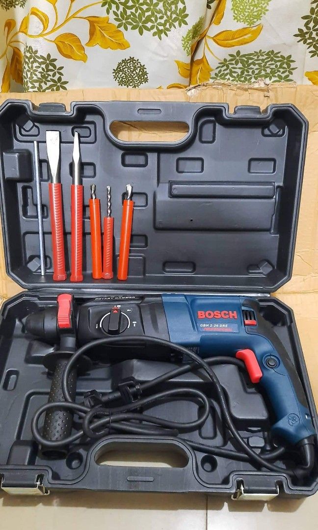 BOSCH ROTARY HAMMER DRILL (Category: Construction Tools & Equipment) located in Valenzuela. Submitted by cooleagle.fab881 (Listing ID 1468841052, Image 2). Description: 🎀Brand new 🎀Heavy duty 🎀Good quality 🎀Good condition 🎀Complete set 👍🏻W/service warranty 👍🏻Pm me for more details 📞PLS CALL 09128331473.
