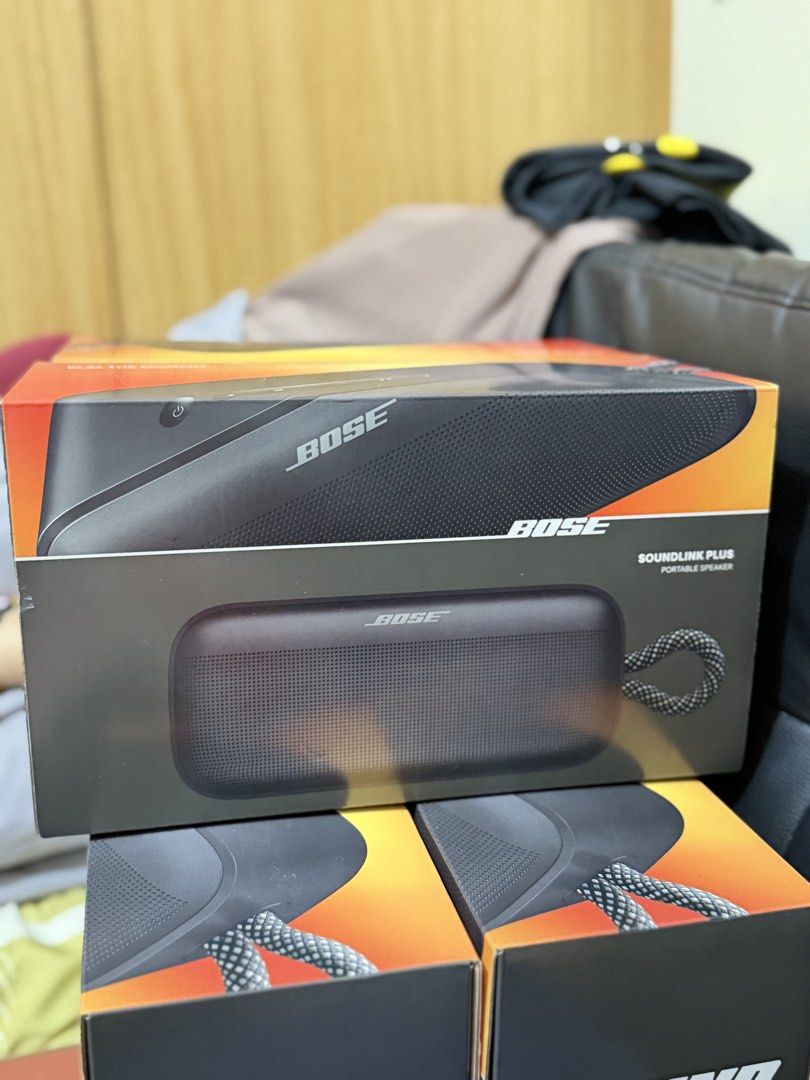 Bose Soundlink Plus Brandnew Sealed (Category: Soundbars, Speakers & Amplifiers) located in Pasay City. Submitted by mangkanor14 (Listing ID 1468730620, Image 2). Description: ₱11,000 Fixed Brandnew sealed 17,990 Srp.