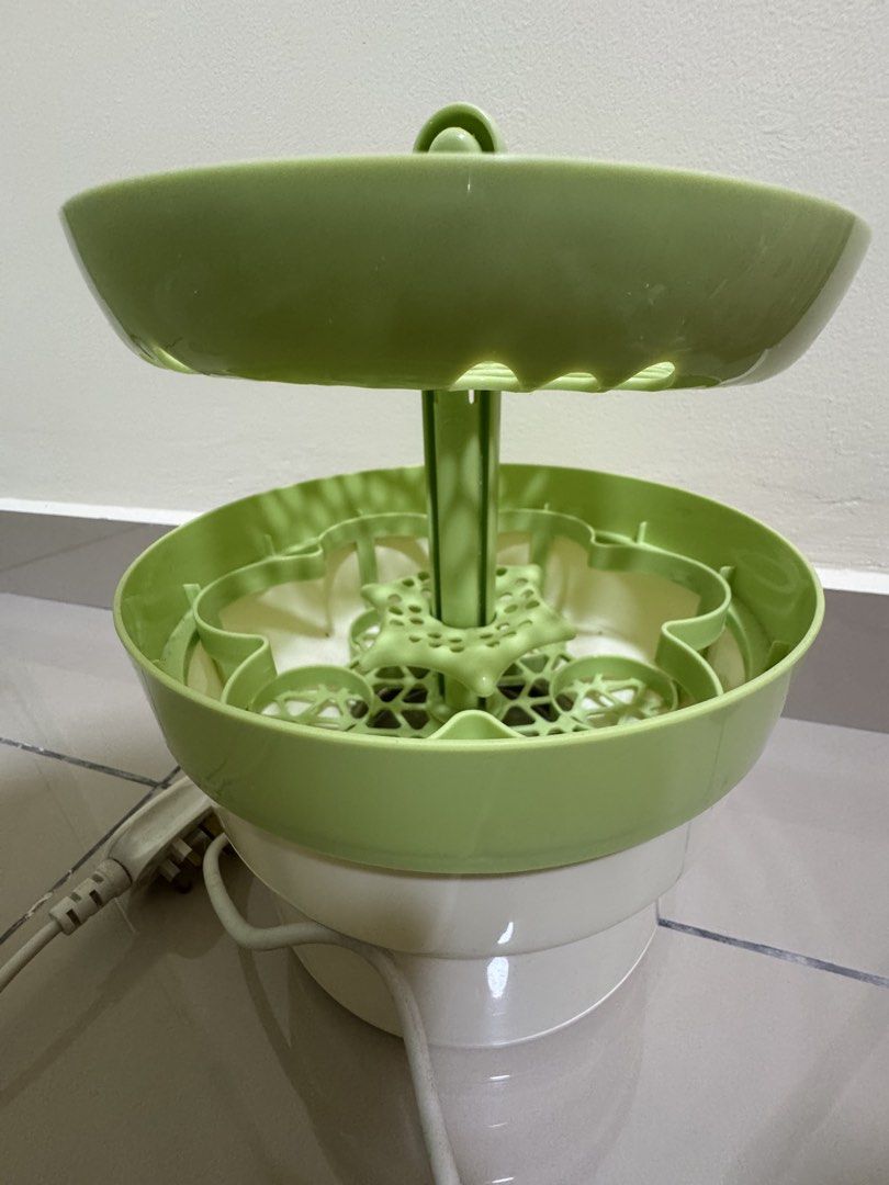 Bottle sterilizer electic (Category: Breastfeeding & Bottle Feeding) located in Cheras. Submitted by paxl_j_12 (Listing ID 1468815026, Image 2). Description: .
