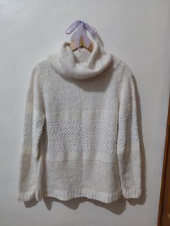 (Category: ) located in . Submitted by wornwardrobe (Listing ID 1468764182, Image 1). Description: .