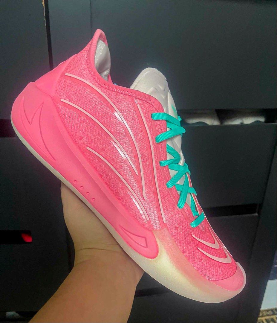 Brand new VEIDOORN (Category: Sneakers) located in Manila. Submitted by goutson (Listing ID 1468898377, Image 1). Description: Brand new veidoorn Size 9.5us Selling for 2k Pick-up / meet-up mendiola police station Monday to sunday 9am to 9pm.