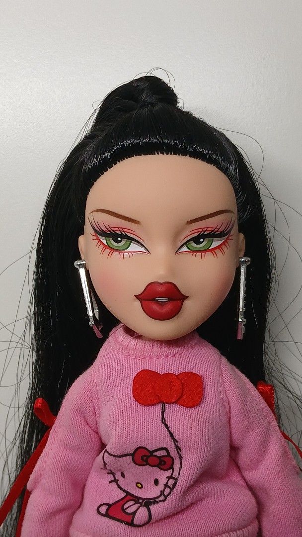 Bratz Pixiez Jade with Hello kitty outfit (Category: Kids Toys) located in Manila. Submitted by m.tsie (Listing ID 1468813097, Image 1). Description: Bratz Pixiez jade - Hello kitty jade outfit (with beret) -Shoes is from pride (I guess) - Ootb condition Sampaloc manila based gcash lalamove(preferably)/jnt.