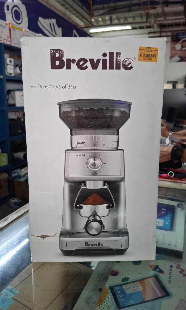 BREVILLE THE DOSE CONTROL PRO COFFEE GRINDER (Category: Coffee Machines & Makers) located in Paranaque City. Submitted by ivy69425 (Listing ID 1468719209, Image 2). Description: .
