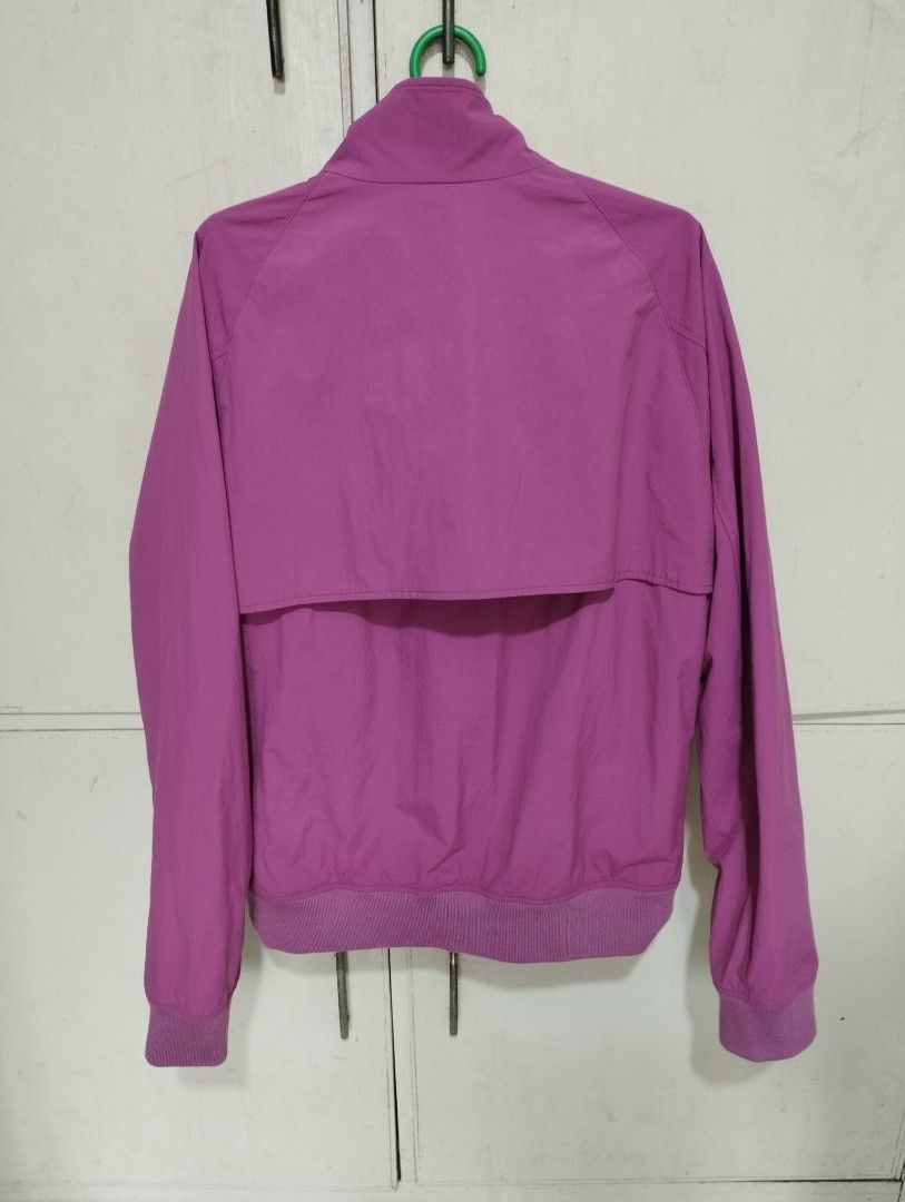Brooks Brothers Made in Italy (Category: Coats, Jackets and Outerwear) located in San Fernando. Submitted by nerosales (Listing ID 1468753919, Image 2). Description: Brooks Brothers Jacket Made in Italy Medium width - 21 inches length - 26 liter 4 outer pockets/ 1 inner very good condition 850 pesos only SM City Pampanga Shipping: J&T Payment: Gcash NO COD NO COP NO WAYBILL FIRST.