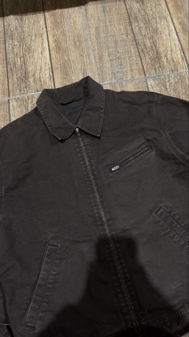 BROWN BLOUSON UNIQLO JACKET (Category: Coats, Jackets and Outerwear) located in Manila. Submitted by urban.vintage (Listing ID 1468869185, Image 3). Description: ISSUE: NONE (NEED WASH) MOP :GCASH (NO COD) SHIP VIA: LALAMOVE & J&T LOCATION: PASIG CITY LENGTH: 25 WIDTH : 23 .